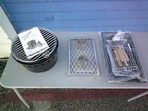 lot 106 image: 3-Mini Portable Grills, 1-Fast Cook, 1-Portable Barbecue And 1-2-Can Chicken Cooker