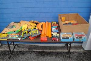 lot 147 image: Motorific Cars, Trucks, And Track Set And A Lot Of Hot Wheels Track.