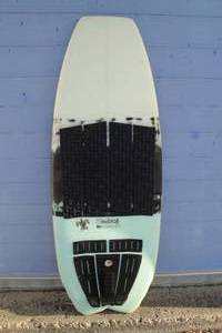 lot 213 image: Used- Soulcraft KF Pro  Series, Buxton Marine, Model #KFSURF SN# 16581 Surf Wakeboard With Futures Pivot Large Fins