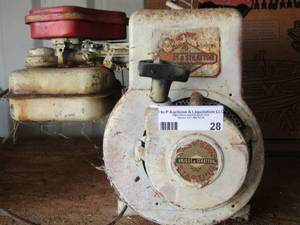 lot 28 image: Briggs & Stratton east spin starting motor