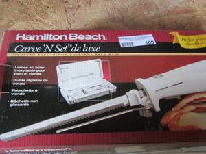 lot 100 image: Hamilton beach deluxe carving set NIB