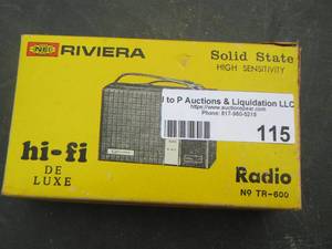 lot 115 image: Rivera hi-fi delux radio  TR-600