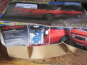 lot 133 image: Revell snap kit for a z28 Camaro