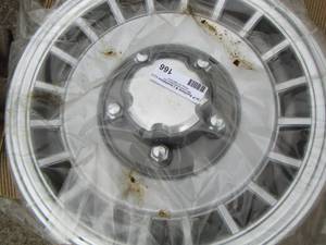 lot 166 image: set of 4 hub caps