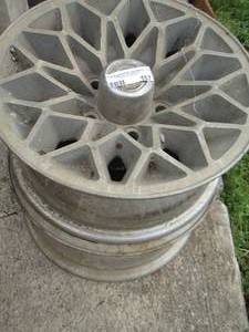 lot 167 image: rim western wheel 6 lug