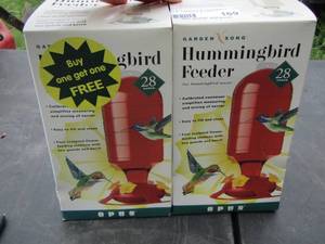 lot 169 image: garden song humming bird feeders 28 ounces plastic