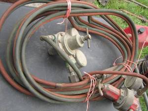 lot 174 image: welding hoses and gauges