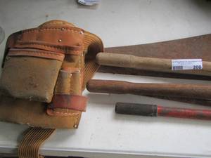 lot 200 image: work belt, hand saw, clippers, crow bar