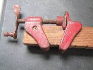 lot 215 image: WOOD  CLAMP