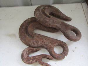 lot 222 image: heavy duty hooks