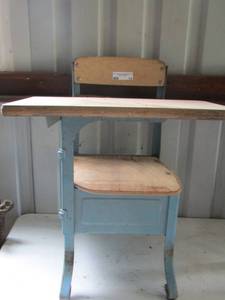 lot 14 image: Childrens school desk wooden and metal