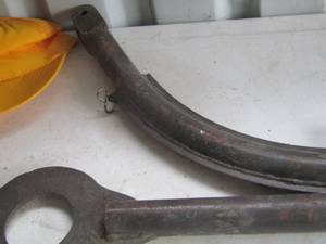 lot 278 image: tow bars