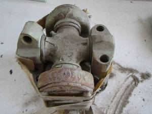 lot 285 image: SMALL MOTOR