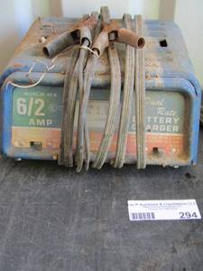 lot 294 image: dual rate battery charger, 62 amp model se-82-6