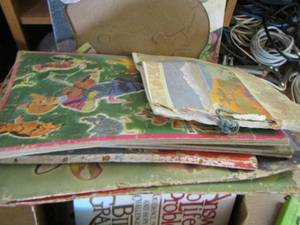 lot 512 image: vintage childrens books and puzzles