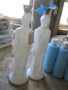 lot 515 image: 2 white perfume bottles
