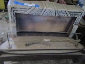 lot 510 image: natural gas heater needs grates