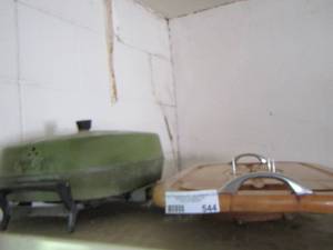 lot 544 image: green electric cooker- wooden serving tray