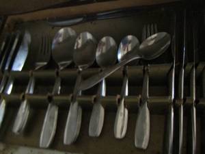 lot 539 image: Wallis stainless steel silverware set 43 pcs