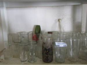 lot 536 image: drinking glasses and shot glasses