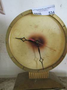 lot 534 image: Jefferson electric clock
