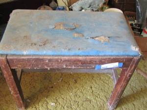 lot 334 image: wooden stool