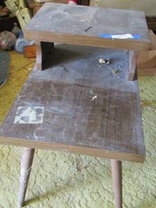 lot 335 image: 2 tier side table