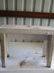 lot 298 image: small solid wood stool