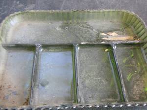 lot 317 image: S&P shakers  green divided platter