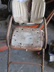 lot 371 image: vintage baby high chair