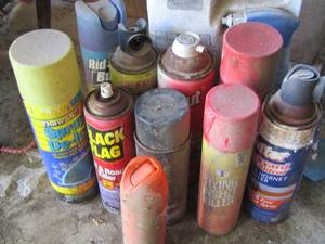 lot 375 image: lot of bug sprays