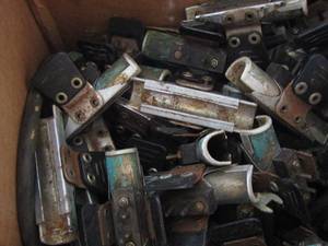 lot 425 image: antique hair curler with individual plug ins