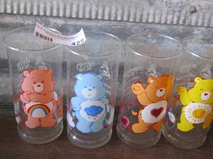 lot 429 image: 4 care bear glasses