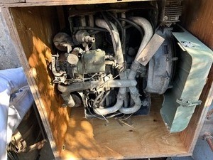 lot 377 image: Military engine in open  crate    air cooled -  No more details