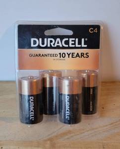 lot 71 image: DURACELL 4 IN PACK C BATTERIES NEW SEALED