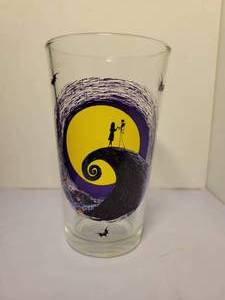 lot 114 image: COLLECTIBLE NIGHTMARE BEFORE CHRISTMAS GLASS
