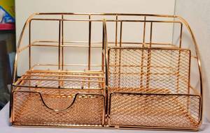 lot 117 image: ROSE GOLD DESK ORGANIZER AND CONTENTS