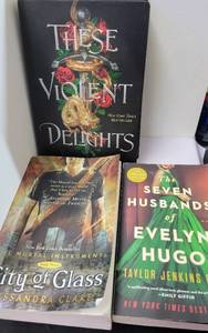 lot 166 image: LOT OF 3 VARIOUS BOOKS