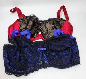 lot 182 image: PAIR OF BRAS