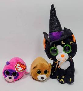 lot 219 image: 2 TEENY TY CRITTERS NWT AND A HALLOWEEN KITTY WITH A WITCH HAT