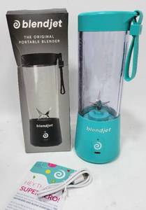 lot 193 image: AQUA COLORED BLENDJET