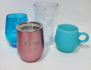 lot 200 image: 4 VARIOUS SIZED CUPS