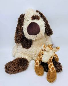 lot 238 image: GUND GIRAFFE AND JELLYCAT FLUFFY DOG