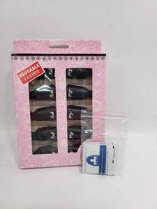 lot 372 image: NAIL REMOVER KIT