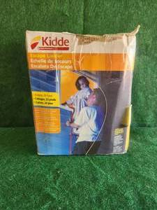 lot 30 image: Kidde escape ladder