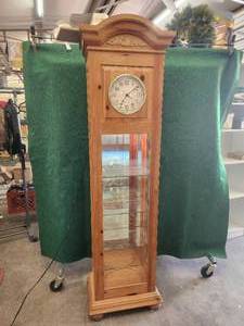 lot 166 image: Broyhill illuminated pine clock curio cabinet