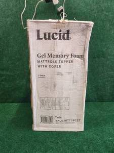 lot 106 image: Lucid Gel memory foam mattress topper with cover
