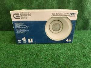 lot 213 image: White baffle balanced recessed light kit