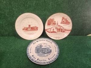lot 258 image: Selection of 3 collector plates - Methodist Church