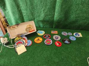 lot 261 image: Selection of military patches